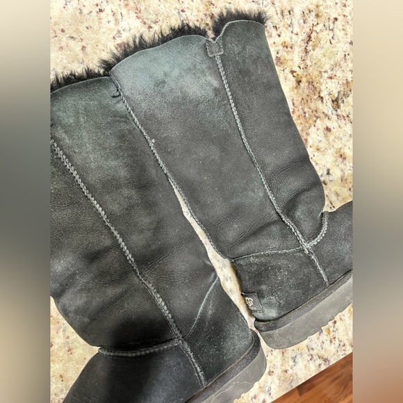 Ugg Black Bailey Button Triplet II Boot - Picture 8 of 9